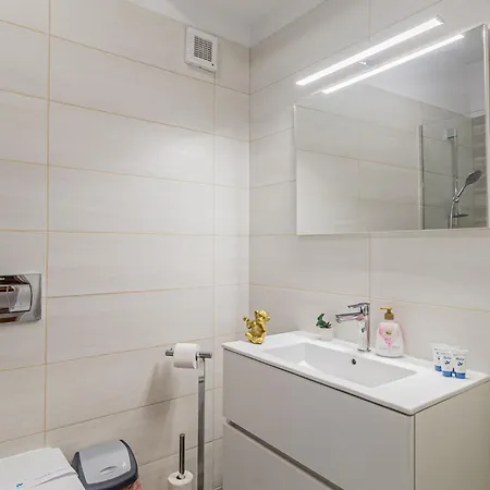 Coresi Mall Exclusive #Collection Apartments & Studios Brasov Exterior photo
