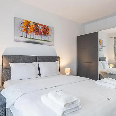 Coresi Mall Exclusive #Collection Apartments & Studios Brasov Exterior photo