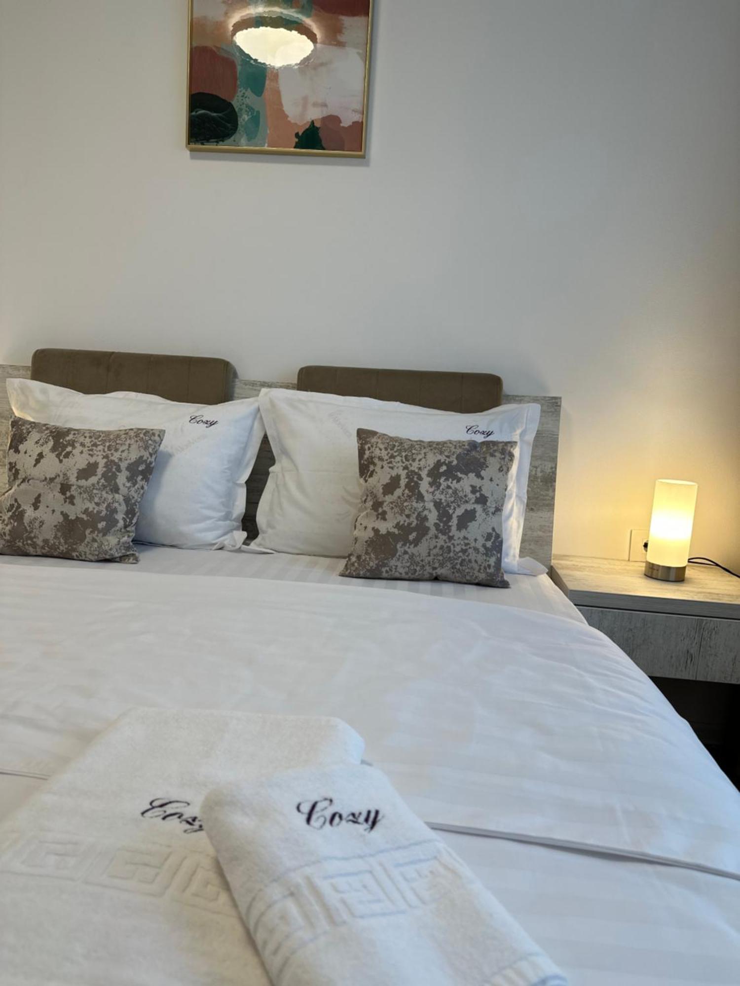 Apartment Coresi Mall Exclusive #collection & *