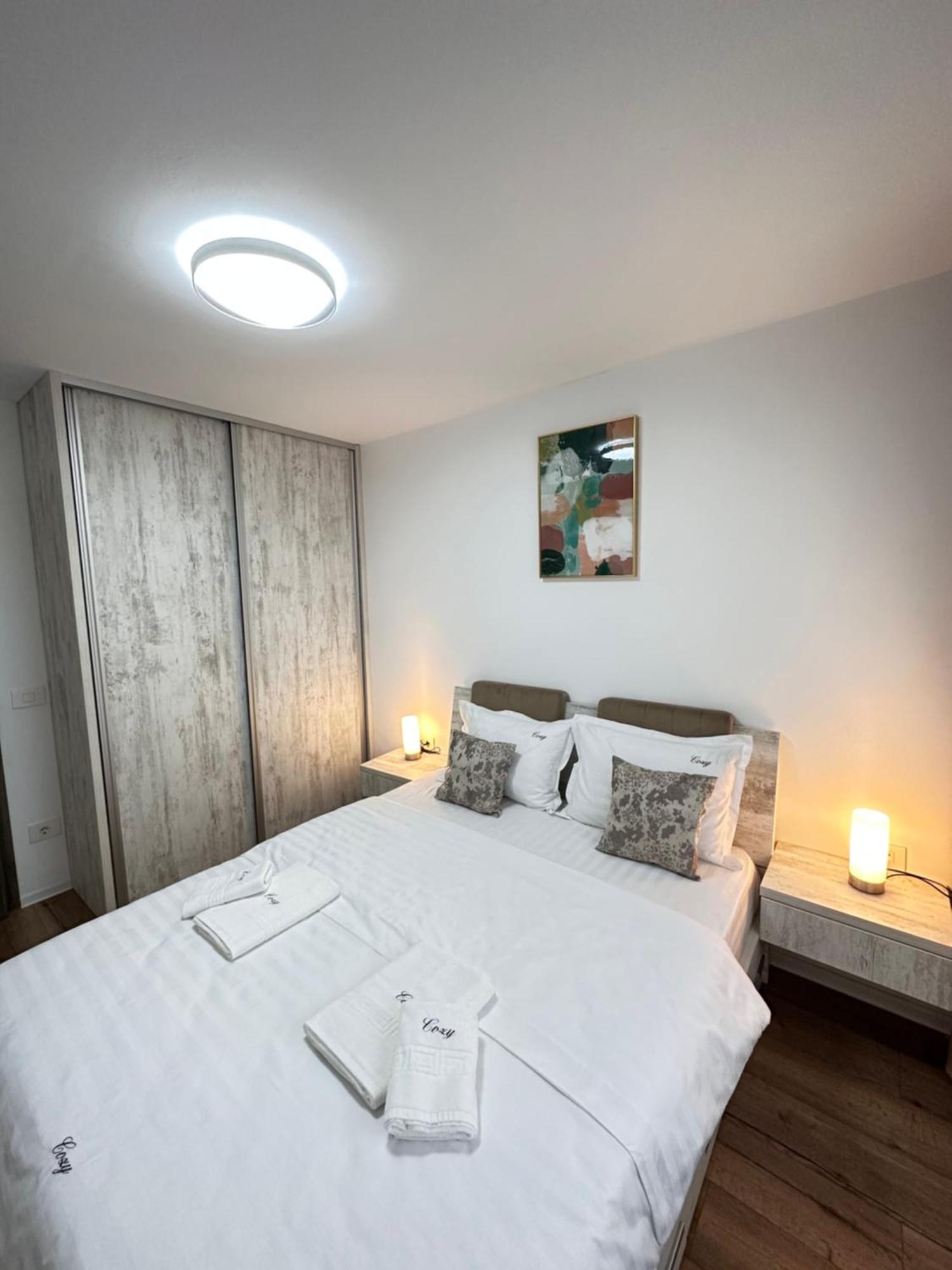 Apartment Coresi Mall Exclusive #collection & *